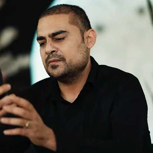 سنگ مزارگم بشور از روح الله کرمی